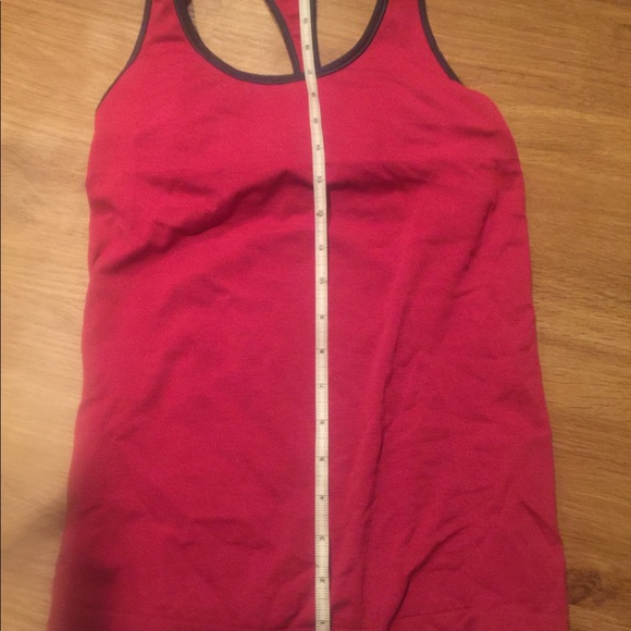 Lululemon Ebb & Flow tank bumble berry red 4 - Picture 4 of 4